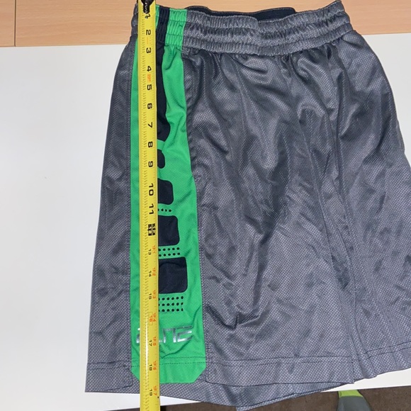 Nike Dri Fit Elite - Picture 5 of 5